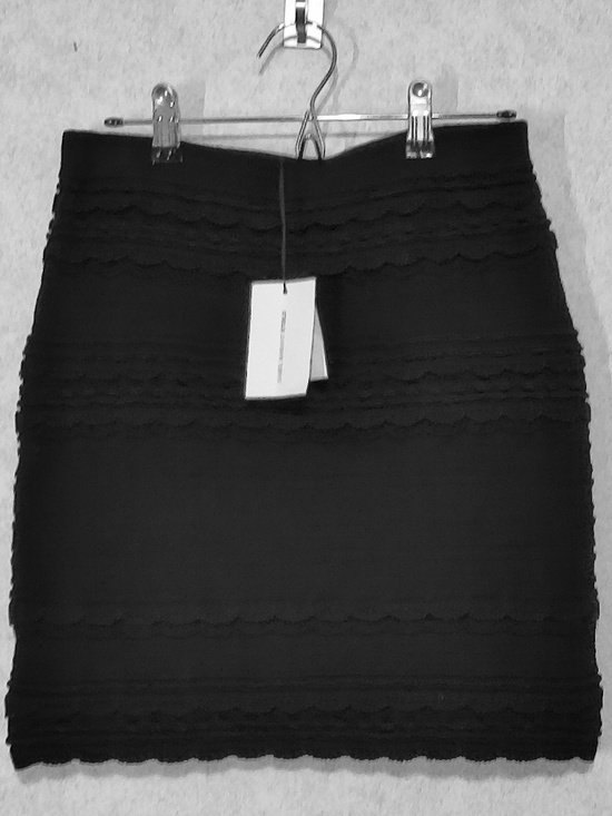 Isabel Marant Estoile Diani Woven Knit Mini Skirt, Black Stretch, EU38/US8 - Picture 1 of 4